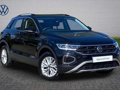 Used VW T-Roc Life 150 HP (110 kW) 2024 Black SUV