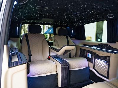 Silver Used 2023 Mercedes V220 AMG line MPV | £119,950