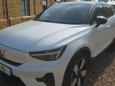 Used Volvo C40 Pro 300 kW (408 HP) 2022 White SUV