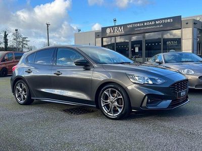 Used Ford Focus ST-Line 125 HP (91 kW) 2018 Grey Hatchback