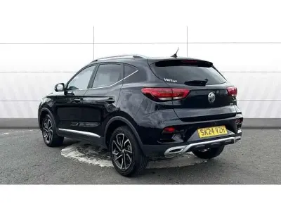 Usado MG ZS Exclusive 106 CV (77 kW) 2024 Negro SUV