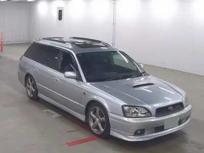 Begagnad Subaru Legacy GT 125 HK (91 kW) 2001 Sliver Kombi