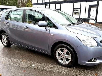 Blue Used 2009 Toyota Verso MPV | £2,499 (Fair price)