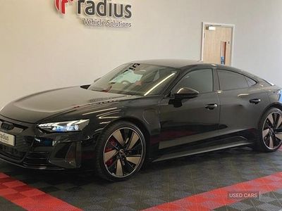 Used Audi e-tron GT quattro Comfort 475 kW (646 HP) 2022 Sedan