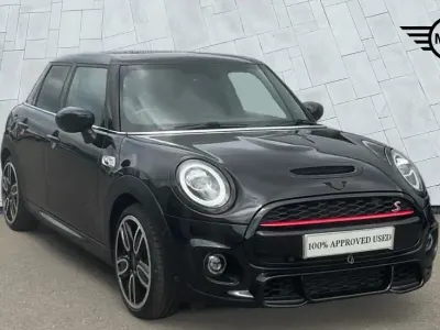 Used Mini Cooper S Sport 192 HP (141 kW) 2019 Black Hatchback