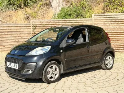 Used Peugeot 107 Allure 68 HP (50 kW) 2013 Black Hatchback