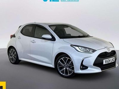 Używany Toyota Yaris Hybrid 116 KM (85 kW) 2024 Biały Hatchback
