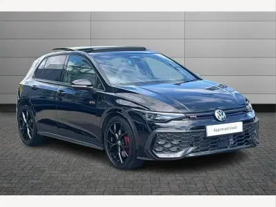Second-hand VW Golf VIII GTI 265 CP (194 kW) 2026 Negru Hatchback