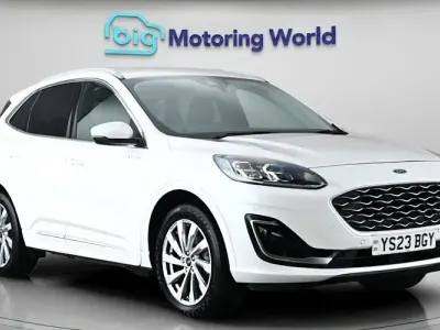 Used Ford Kuga Vignale 225 HP (165 kW) 2023 White SUV