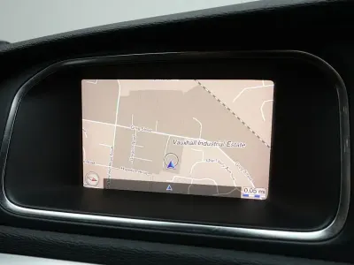 Used Volvo V40 Pro 152 HP (111 kW) 2018 Silver Hatchback