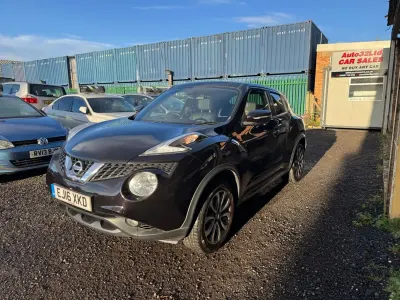 Używany Nissan Juke Tekna 110 KM (80 kW) 2016 Czarny SUV