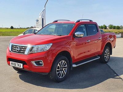 Used Nissan Navara Tekna 2018 Red Pickup