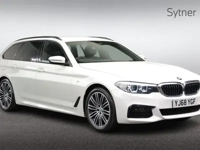 Begagnad BMW 520 M Sport 187 HK (137 kW) 2018 Vit Kombi