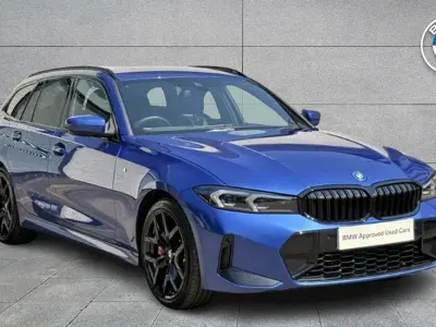 Used BMW 330 M Sport 288 HP (211 kW) 2026 Blue Estate