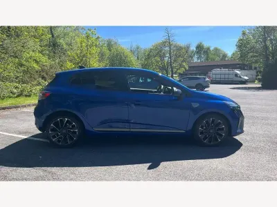 Gebraucht Renault Clio V Esprit Alpine 90 PS (66 kW) 2025 Blau Kleinwagen