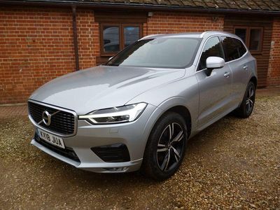 Used Volvo XC60 R-Design 190 HP (139 kW) 2018 Silver SUV