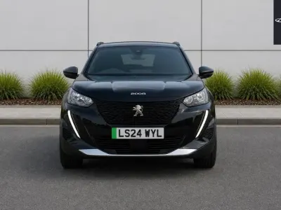 Used Peugeot e-2008 Allure+ 98 kW (134 HP) 2024 Black SUV