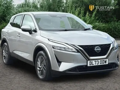 Used Nissan Qashqai Acenta Premium 158 HP (116 kW) 2023 Silver SUV