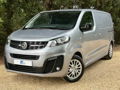 Used Vauxhall Vivaro 120 HP (88 kW) 2023 Grey MPV
