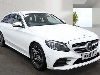 Used Mercedes C300 AMG line 245 HP (180 kW) 2019 White Estate