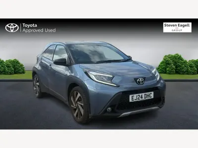 Used Toyota Aygo X 72 HP (52 kW) 2024 Grey SUV