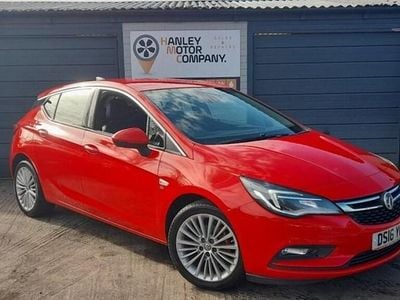 Used Vauxhall Astra Elite 150 HP (110 kW) 2016 Red Hatchback
