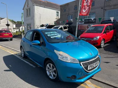Used Peugeot 208 Access 68 HP (50 kW) 2012 Blue Hatchback