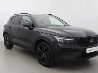 Used Volvo XC40 Plus 194 HP (142 kW) 2025 Black SUV