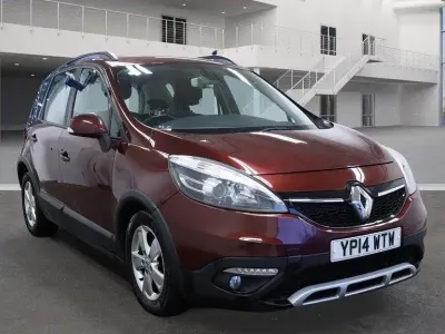 Used Renault Scénic III Dynamique 110 HP (80 kW) 2014 Red MPV