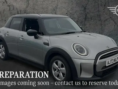 Used Mini Cooper Classic 134 HP (98 kW) 2024 Silver Hatchback