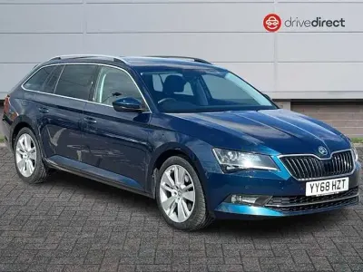 Second-hand Skoda Superb SE L Executive 150 CP (110 kW) 2018 Albastru Break