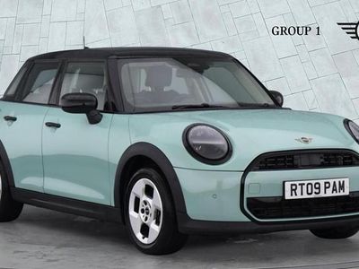 Used Mini Cooper Hatch 156 HP (114 kW) 2024 Green Hatchback