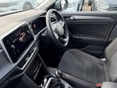 Begagnad VW T-Roc Style 150 HK (110 kW) 2025 Silver SUV