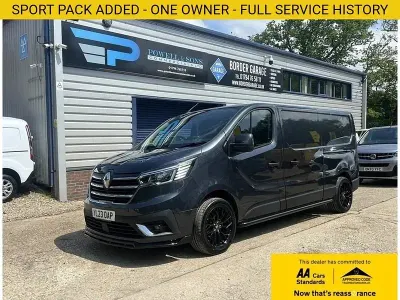 Używany Renault Trafic 2023 Szary