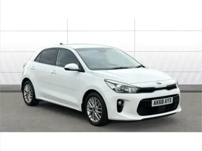 Begagnad Kia Rio 99 HK (72 kW) 2018 Vit Halvkombi