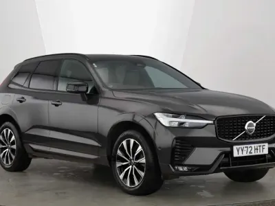 Begagnad Volvo XC60 Plus 194 HK (142 kW) 2023 Grå SUV
