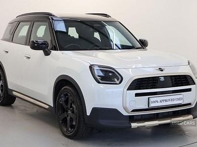 White Used 2025 Mini Countryman Exclusive SUV | £31,450
