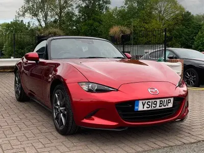 Used Mazda MX5 Inclusive 184 HP (135 kW) 2019 Red Cabriolet