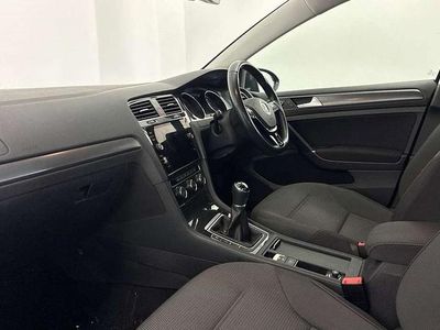 Used VW Golf VII Match 147 HP (108 kW) 2019 Grey Estate