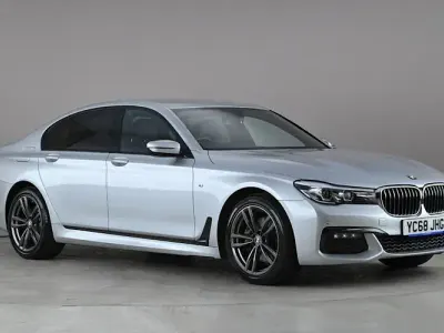 Begagnad BMW 730 M Sport 265 HK (194 kW) 2019 Silver Sedan