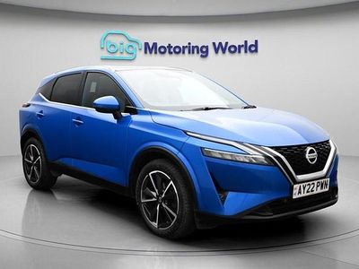 Używany Nissan Qashqai S 158 KM (116 kW) 2022 Niebieski SUV