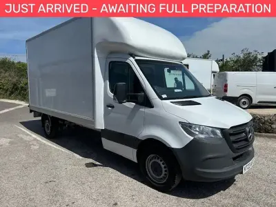 Begagnad Mercedes Sprinter Progressive 2023 Vit Van