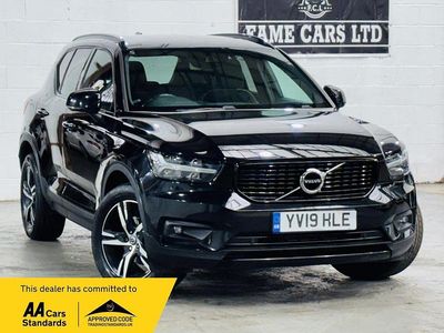 Black Used 2019 Volvo XC40 R-Design SUV | £12,000