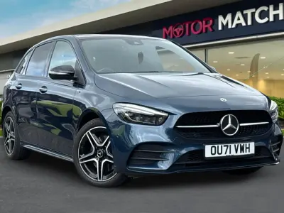 Used Mercedes B250 AMG line 2022 Blue Hatchback