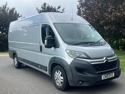Used Citroën Relay 130 HP (95 kW) 2019 Silver Van
