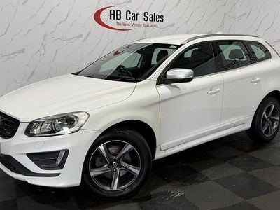 Usado Volvo XC60 R-Design 181 CV (133 kW) 2015 Blanco SUV