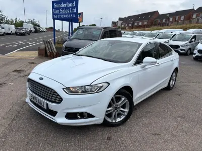 Used Ford Mondeo Titanium 147 HP (108 kW) 2015 White Hatchback