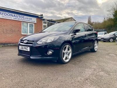 Used Ford Focus Titanium 115 HP (84 kW) 2011 Black Hatchback