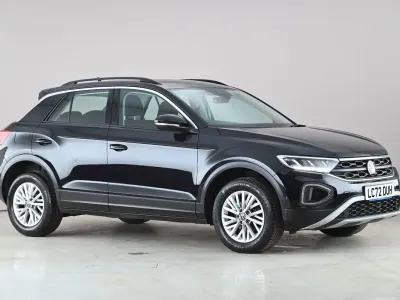 Used VW T-Roc Life 150 HP (110 kW) 2023 Black SUV