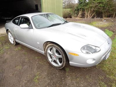Silver Used 2005 Jaguar XKR Supercharged Coupe | £5,875